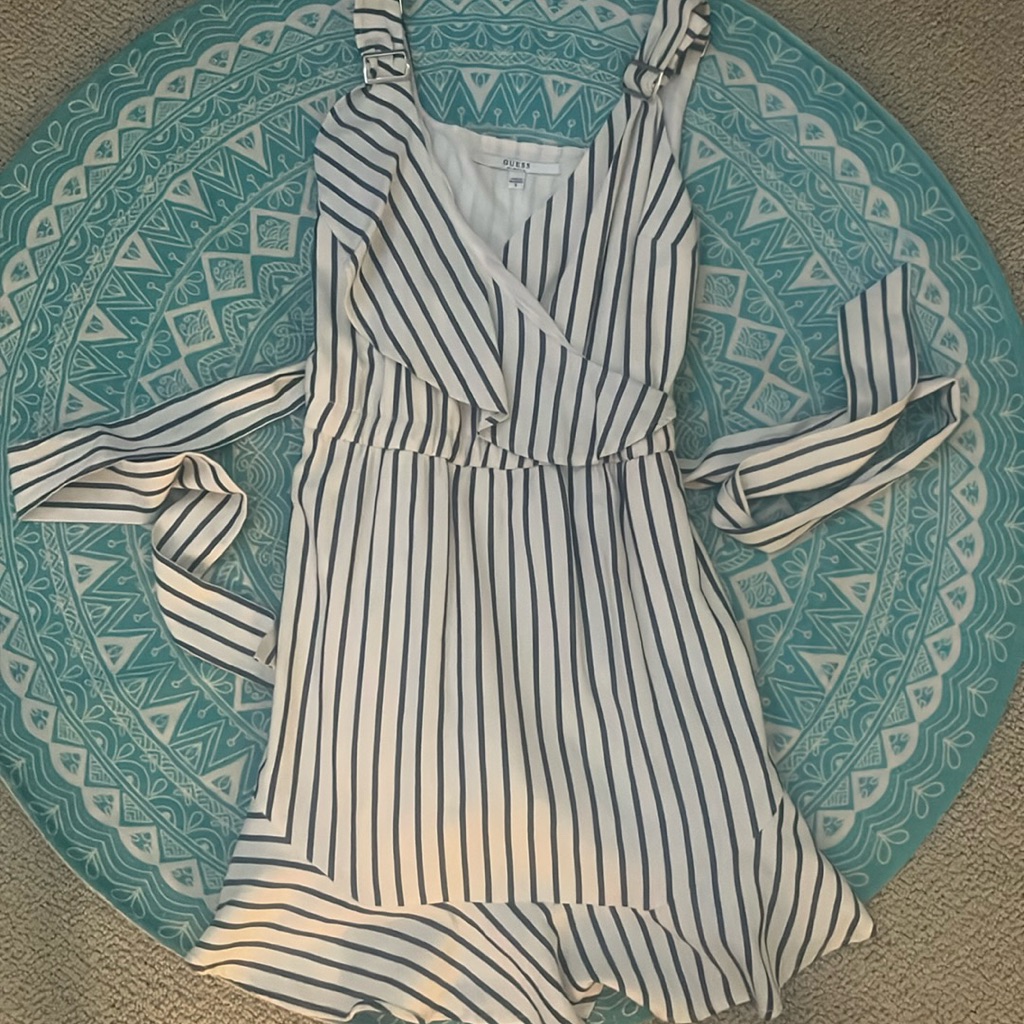 Guess Dress Size Small